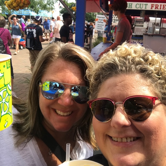 Meet your Posher, Jami - Picture 4 of 5